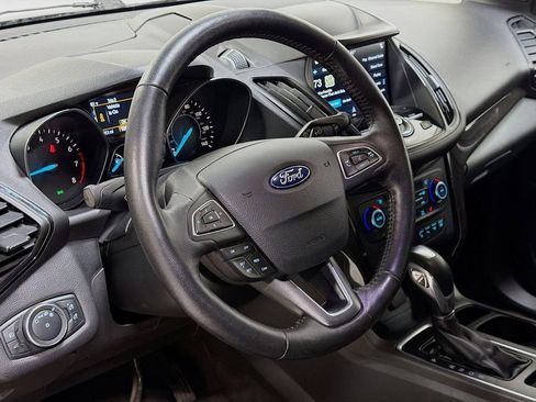 Used 2019 Ford Escape Titanium AWD/4WD image 12