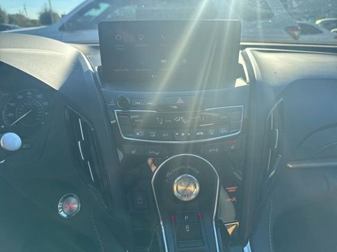 Used 2022 Acura RDX w/ Technology Package image 11