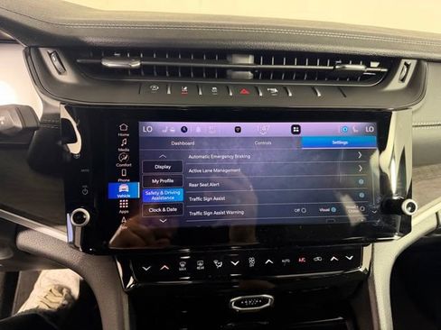 New 2026 Jeep Grand Cherokee Limited AWD/4WD image 22