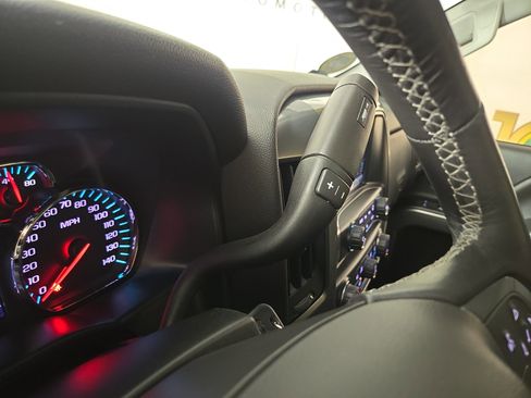 Used 2018 Chevrolet Silverado 1500 LT w/ All Star Edition image 24