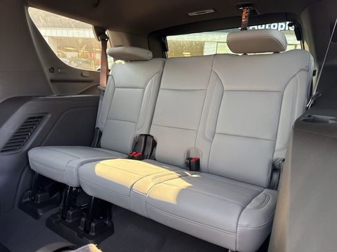 Used 2026 Chevrolet Tahoe Z71 w/ Comfort Package image 41