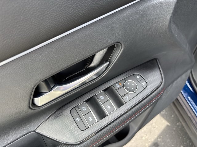 New 2026 Nissan Kicks SR w/ SR Premium Package AWD/4WD image 13
