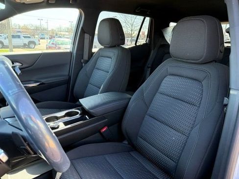 New 2026 Chevrolet Equinox LT w/ Safety and Technology Package FWD image 13