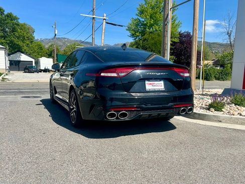 Used 2022 Kia Stinger GT-Line w/ Sun & Sound Package RWD image 5