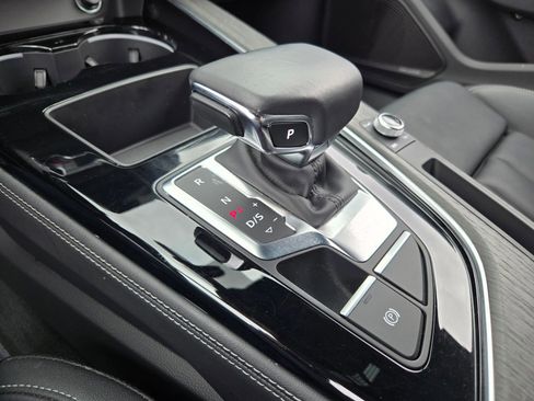 Used 2022 Audi A4 2.0T Premium Plus AWD/4WD image 18