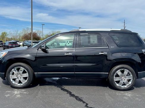 Used 2017 GMC Acadia Limited SLT image 3