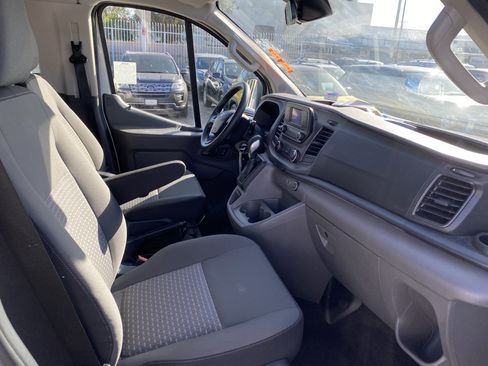 Used 2020 Ford Transit 150 XLT RWD image 21