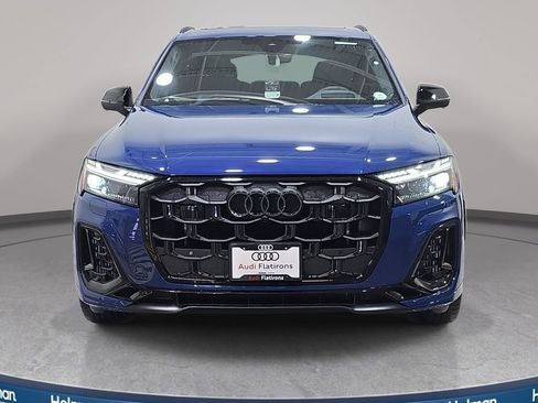 New 2026 Audi SQ7 Prestige AWD/4WD image 2