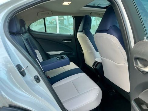 Used 2021 Lexus UX 250h w/ Premium Package image 14