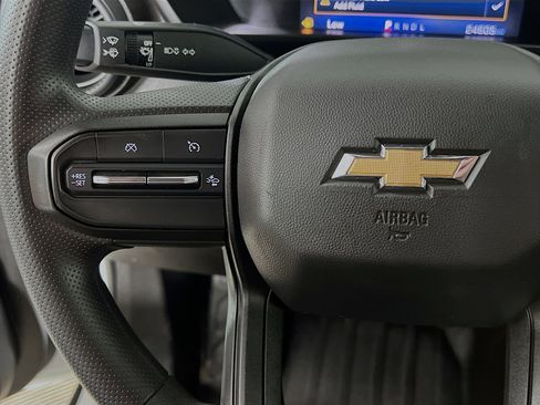 Used 2023 Chevrolet Colorado W/T w/ Safety Package image 18