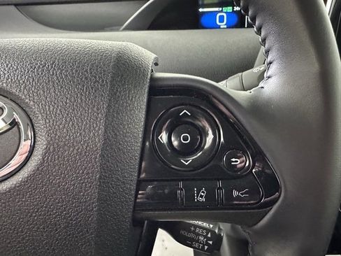 Used 2022 Toyota Prius Prime XLE image 23