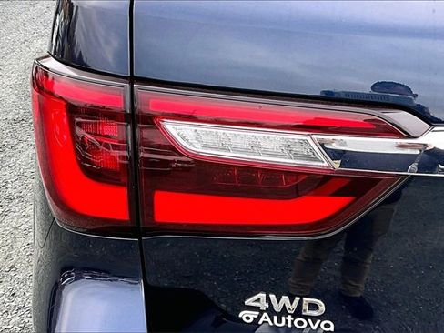 Used 2024 INFINITI QX80 Luxe image 32