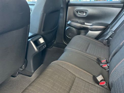 Certified 2023 Honda HR-V Sport image 8