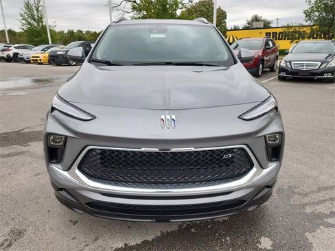 New 2026 Buick Encore GX Sport Touring image 9