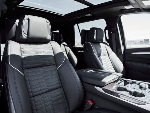 Used 2026 Cadillac Escalade V image 50