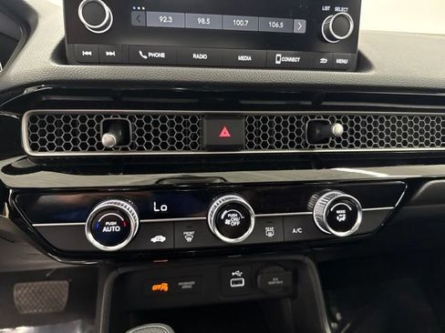 Certified 2024 Honda Civic LX image 32
