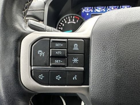 Certified 2022 Ford Expedition Limited image 25