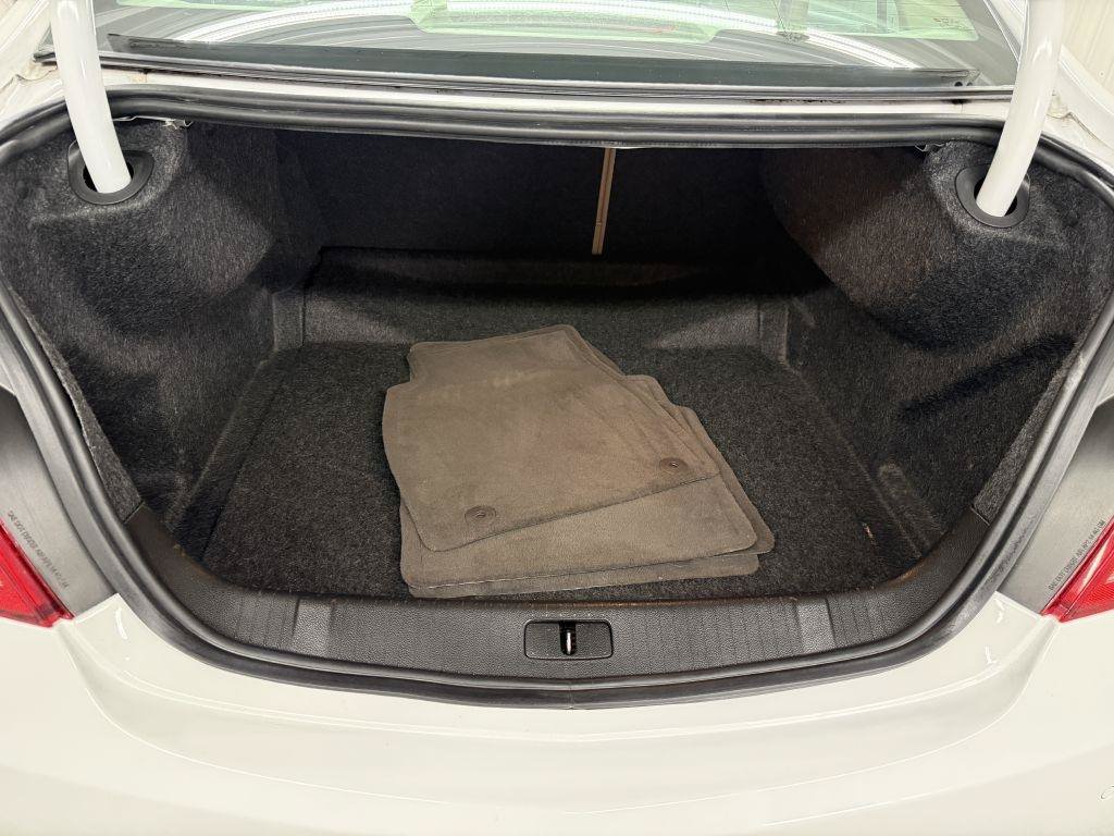 Used 2016 Buick LaCrosse Leather FWD image 28