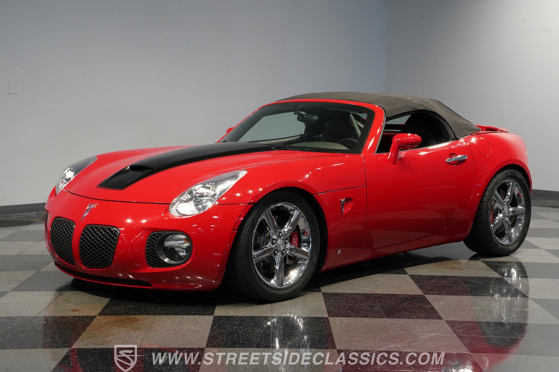 Used 2007 Pontiac Solstice GXP RWD image 6