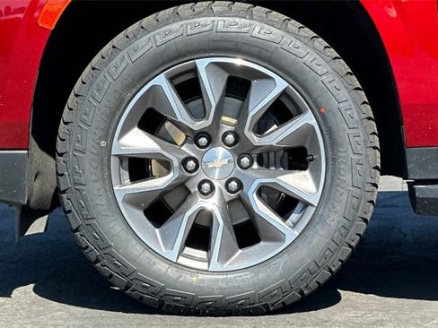 Used 2023 Chevrolet Suburban LS w/ Driver Alert Package image 37