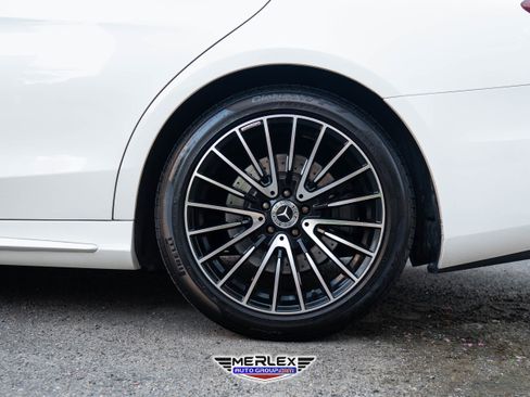 Used 2019 Mercedes-Benz S 560 4MATIC Sedan image 11