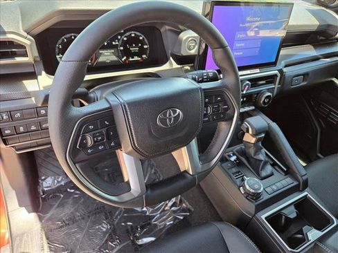 New 2026 Toyota 4Runner Limited AWD/4WD image 3