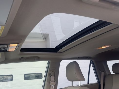 Used 2023 Toyota 4Runner SR5 Premium w/ Moonroof Package image 11