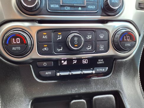 Used 2018 Chevrolet Tahoe LS RWD image 7