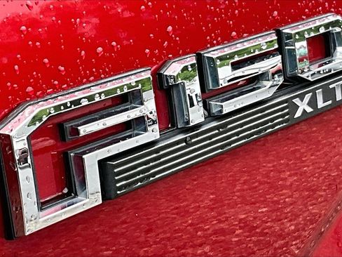 Certified 2019 Ford F150 XLT w/ Equipment Group 302A Luxury AWD/4WD image 29