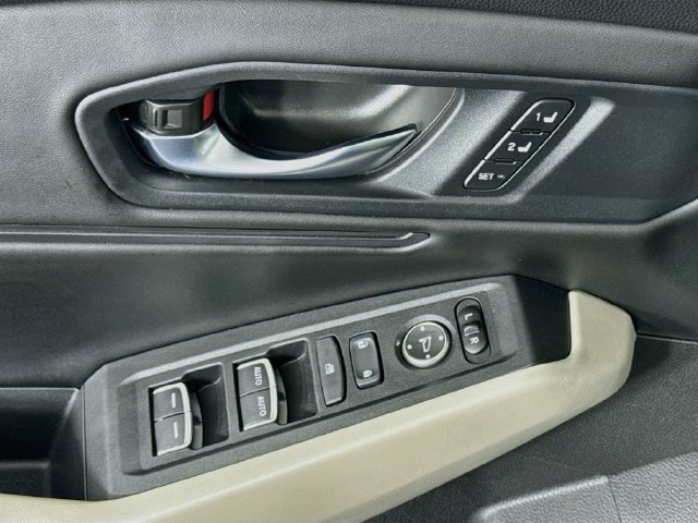 Used 2023 Honda Accord EX-L image 21