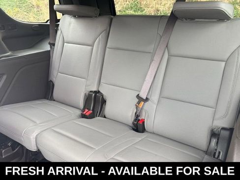 Used 2024 Chevrolet Tahoe LT w/ Luxury Package image 17
