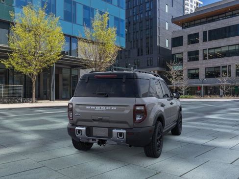 New 2025 Ford Bronco Sport Outer Banks w/ Sasquatch Outer Banks Package image 8