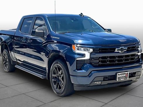 Used 2023 Chevrolet Silverado 1500 RST RWD image 3