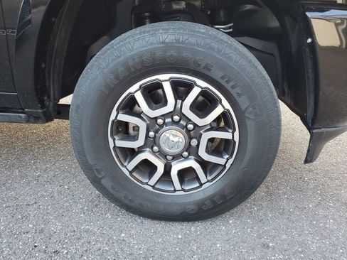 Used 2022 RAM 3500 Limited AWD/4WD image 5
