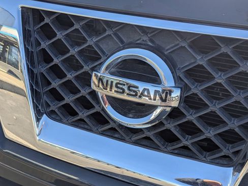 Used 2015 Nissan Frontier SV w/ SV Value Truck Package image 11