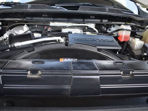 Used 2021 Chevrolet Silverado 2500 LT w/ Z71 Off-Road Package AWD/4WD image 18