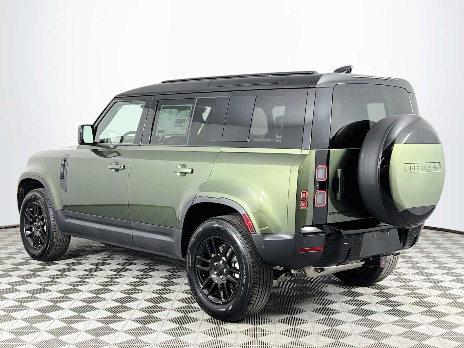 New 2026 Land Rover Defender 110 S AWD/4WD image 7