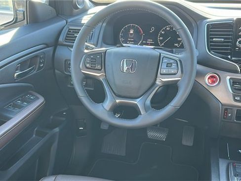 Used 2025 Honda Ridgeline RTL image 26