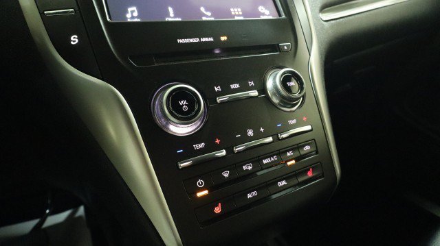 Used 2016 Lincoln MKC Premiere FWD image 17