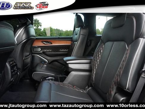 Used 2022 Jeep Grand Cherokee L Summit w/ Advanced Protech Group IV AWD/4WD image 19