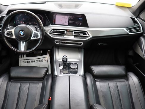 Used 2019 BMW X5 xDrive40i w/ M Sport Package image 9