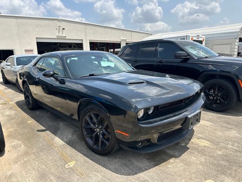 Used 2020 Dodge Challenger SXT w/ Blacktop Package RWD image 1