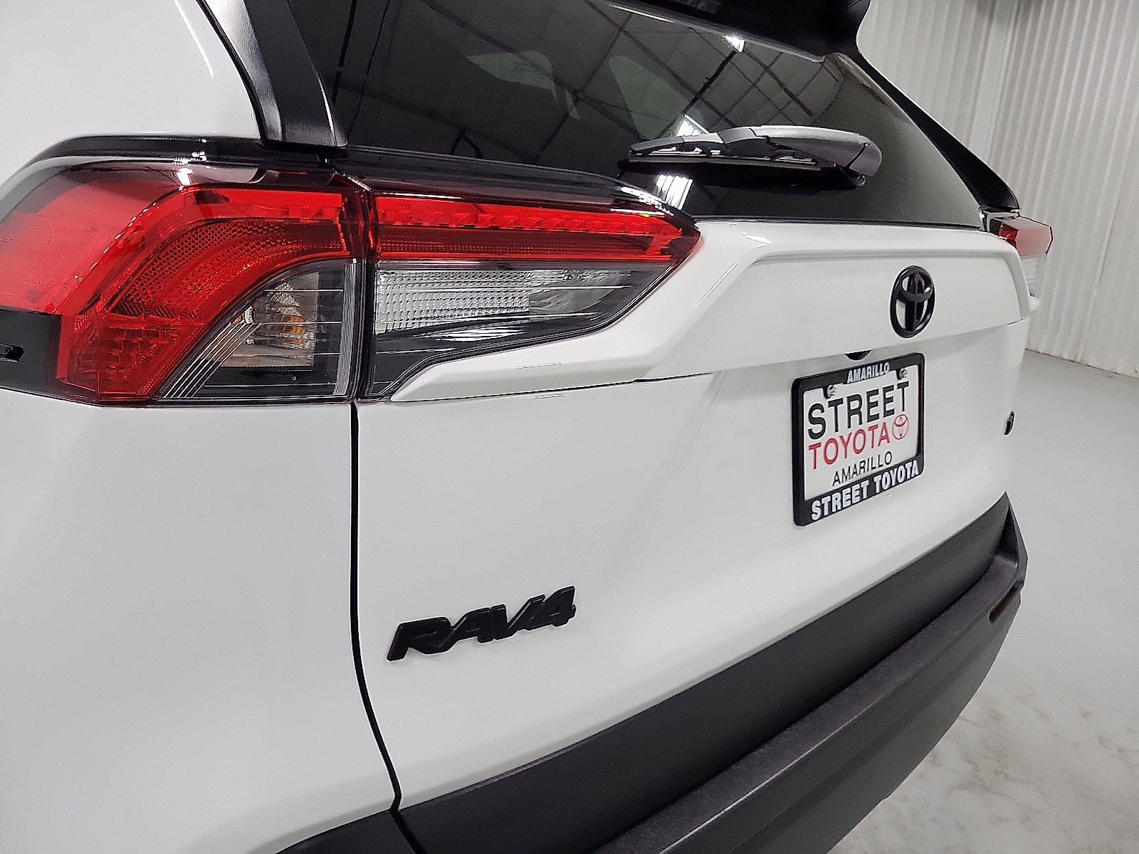 Certified 2025 Toyota RAV4 XLE w/ Convenience Package FWD image 7