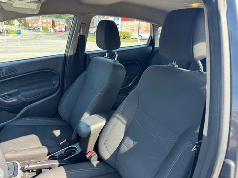Used 2019 Ford Fiesta SE FWD image 21