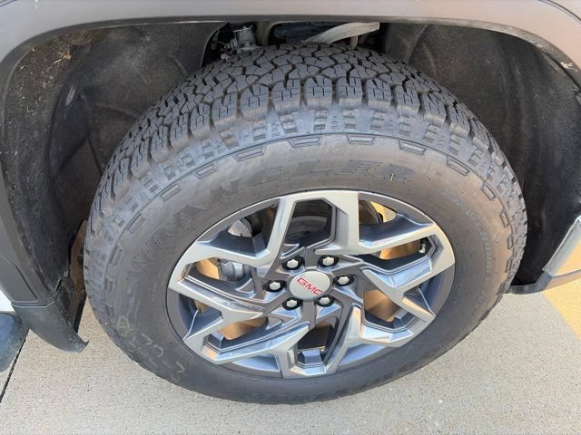 Used 2024 GMC Sierra 1500 SLT w/ SLT Premium Plus Package AWD/4WD image 54