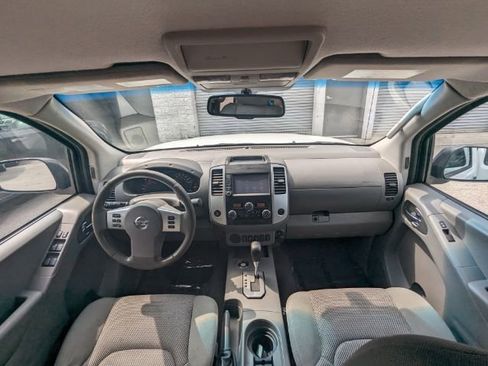 Used 2021 Nissan Frontier SV RWD image 15