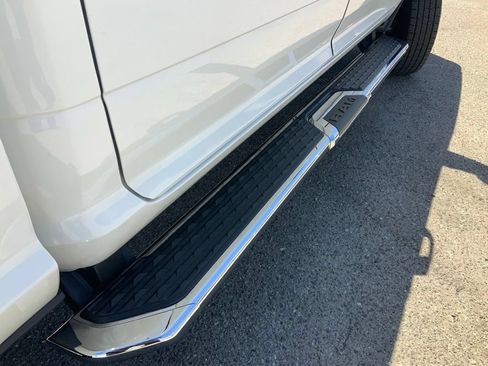 Certified 2024 RAM 3500 Big Horn AWD/4WD image 14