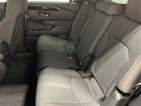 New 2025 Honda Pilot Sport image 24