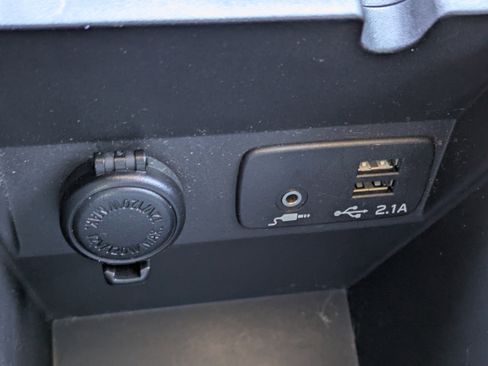 Used 2019 Subaru Impreza 2.0i Premium image 28