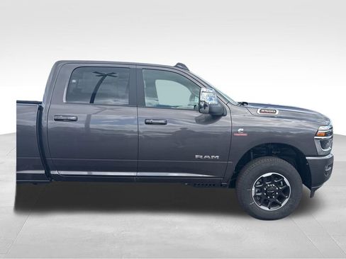 New 2026 RAM 2500 Laramie AWD/4WD image 2